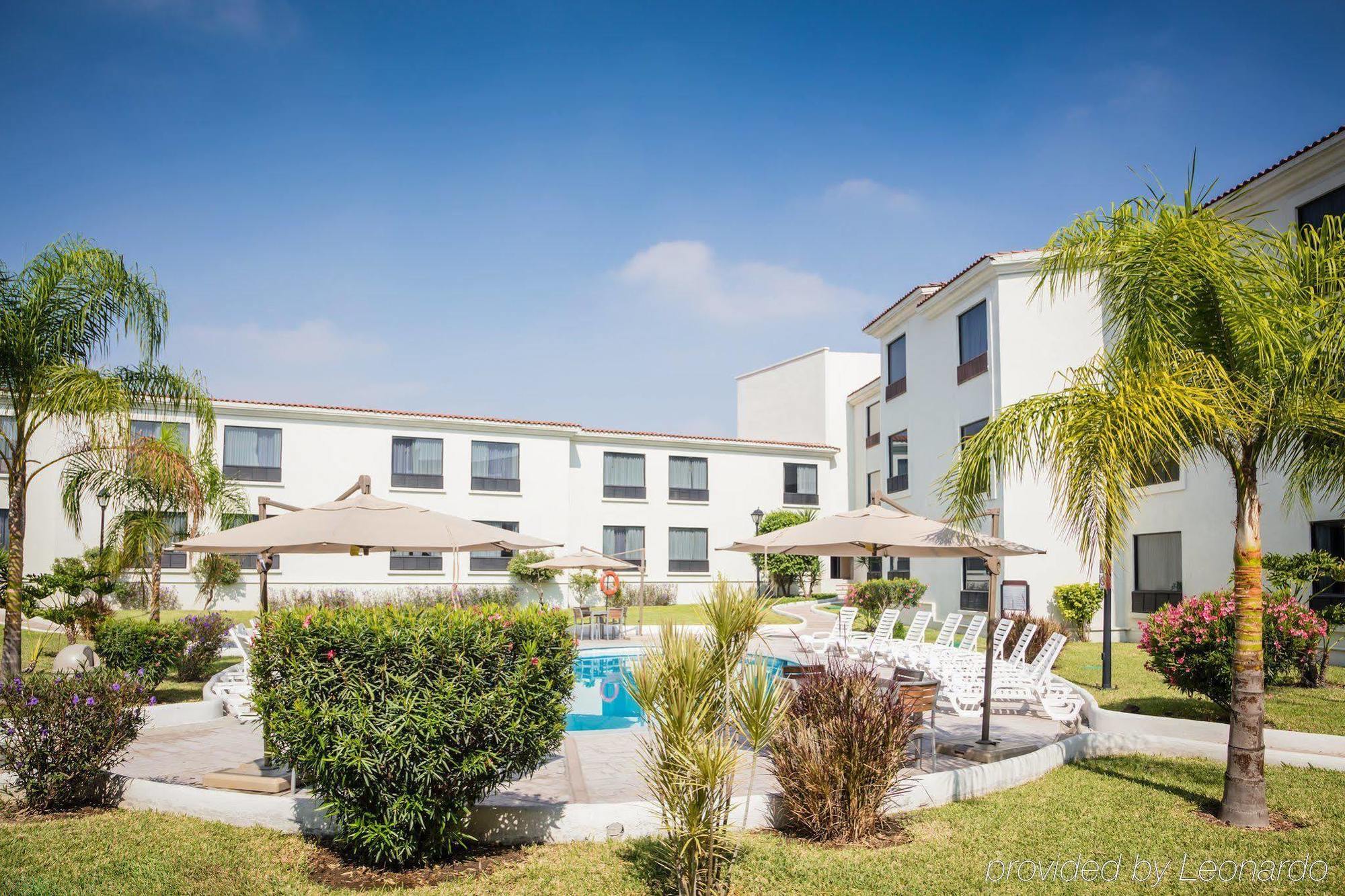 Fiesta Inn Monterrey La Fe San Nicolás de los Garzas Dış mekan fotoğraf